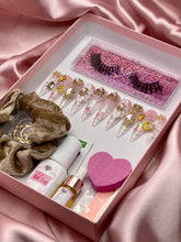 Load image into Gallery viewer, Golden Butterfly Floral Bling Nails