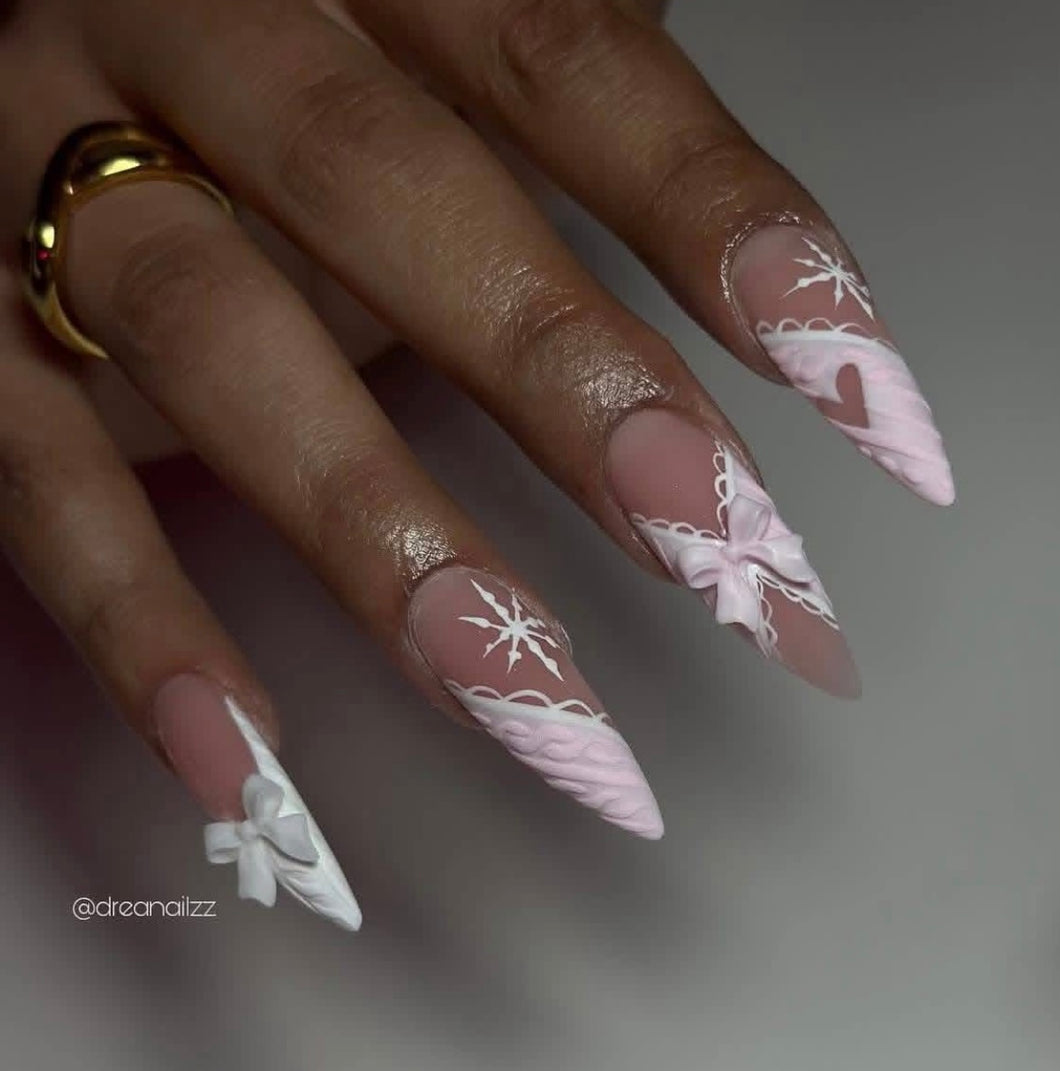 Pink & White Sweater Christmas Nails