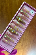 Load image into Gallery viewer, Golden Bling Floral Set
