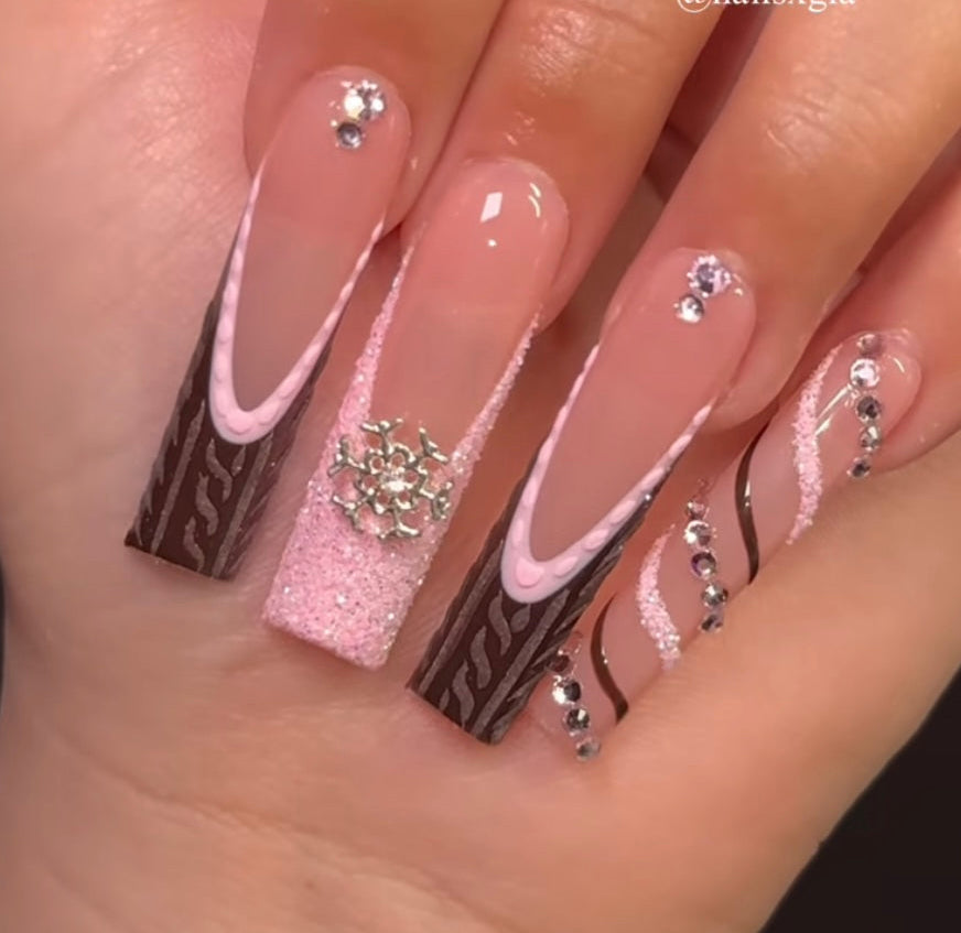Pink & Brown Snowflake Sweater Nails