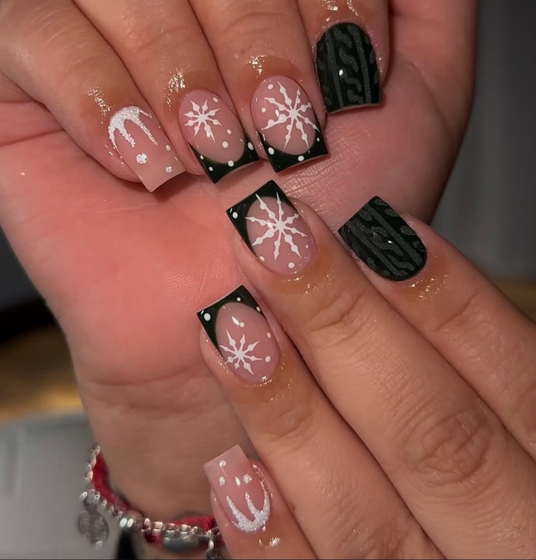 Black & White Snowflake Sweater Nails