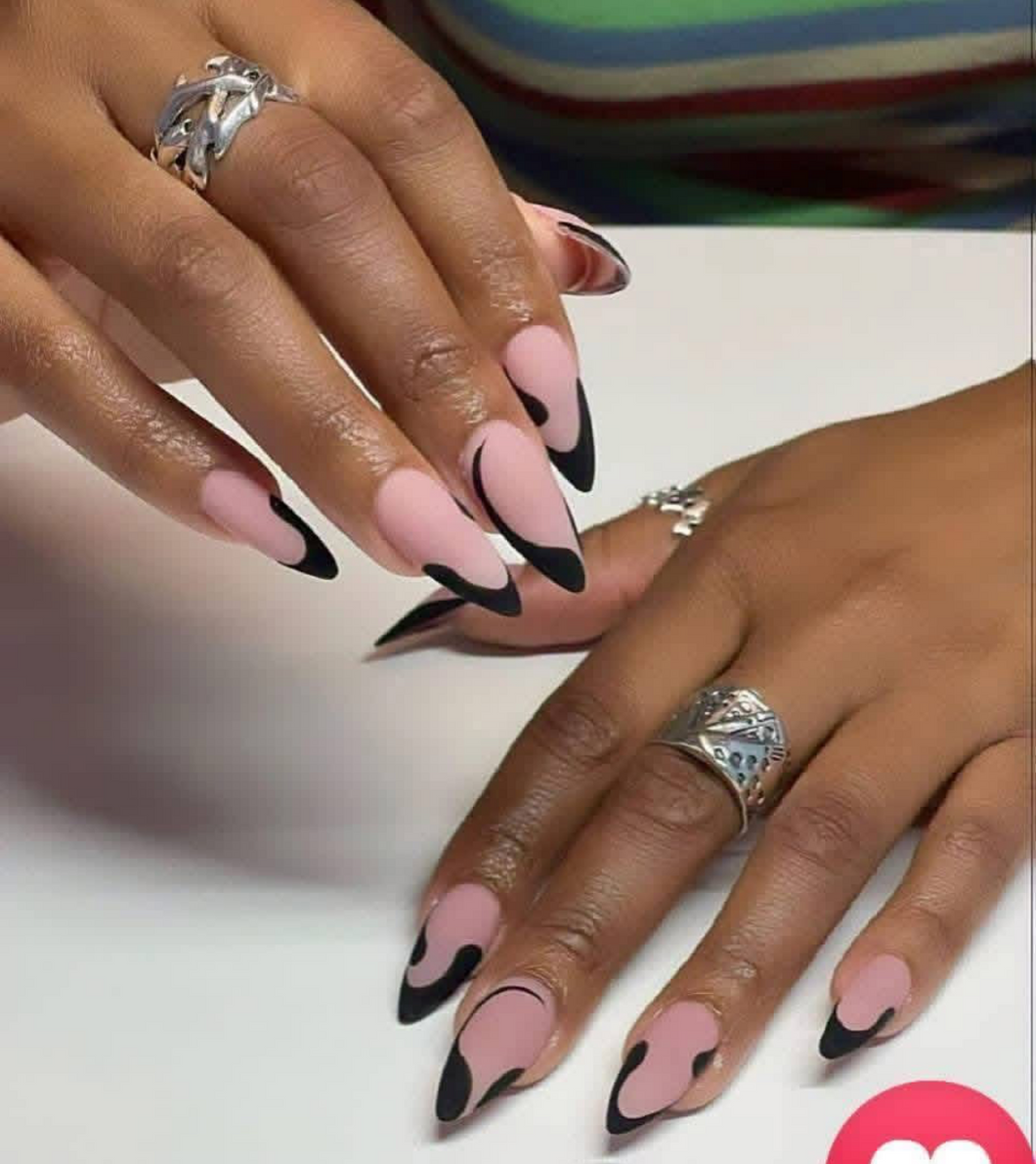 Black Abstract Nails