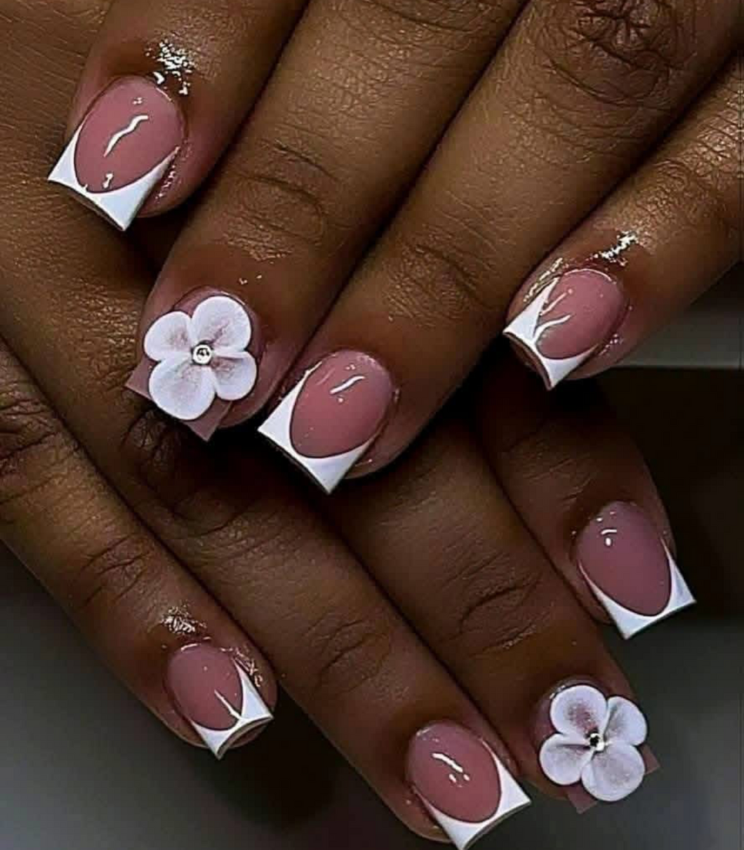 French Tip 3D Flower Nails