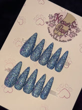 Load and play video in Gallery viewer, Blue Reflective Handmade Press on Nails

