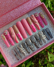 Load image into Gallery viewer, Chanel Bundle Size -Small
